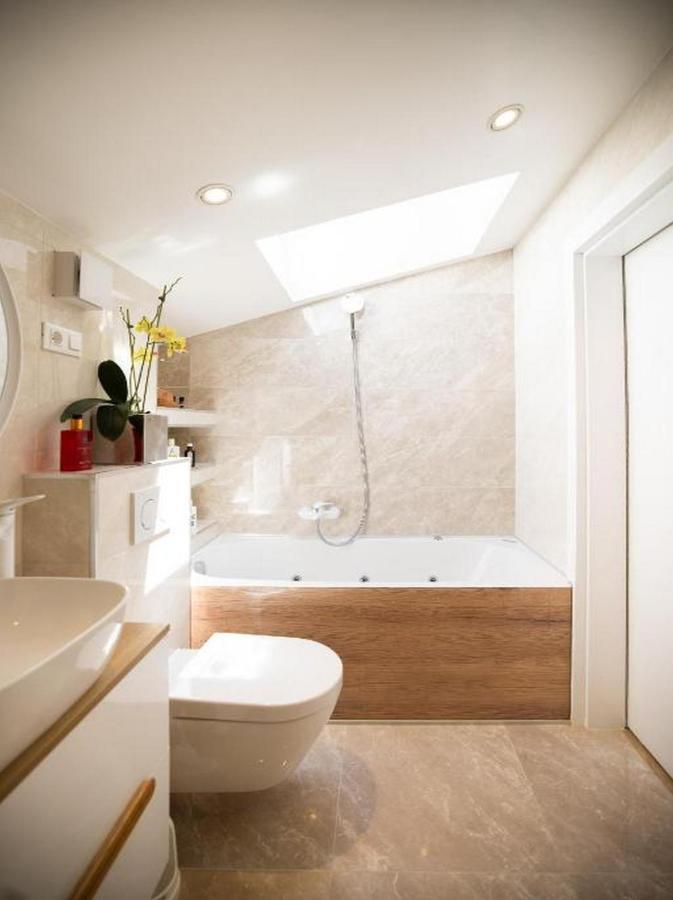 Tirkizni Val Appartement *